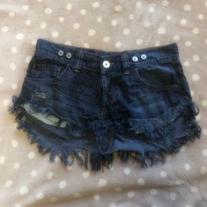 William Rast Jezebel Cuff Of Denim Short Size 27